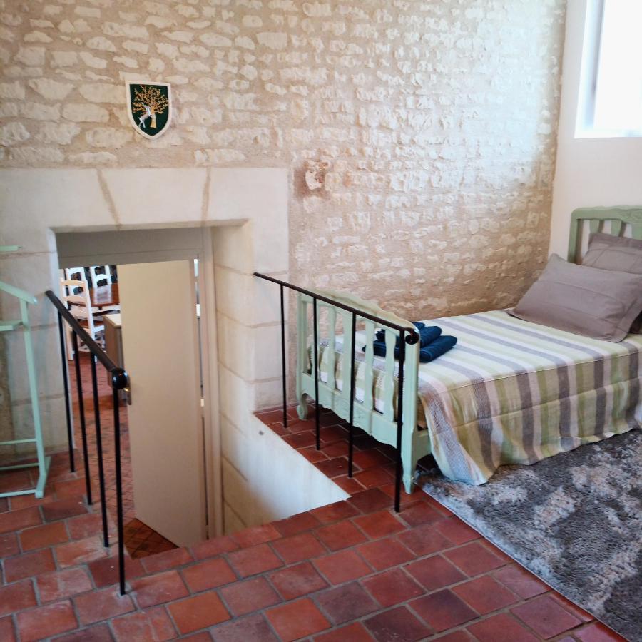 Villa Au Repos Des Elfes Braye-sous-Faye Exterior foto