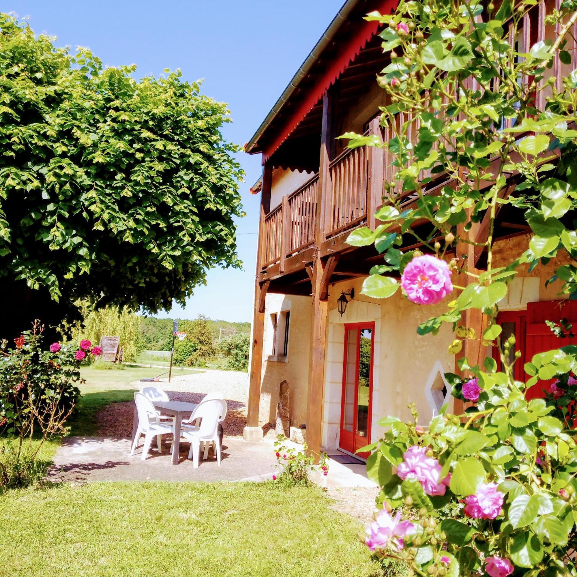Villa Au Repos Des Elfes Braye-sous-Faye Exterior foto